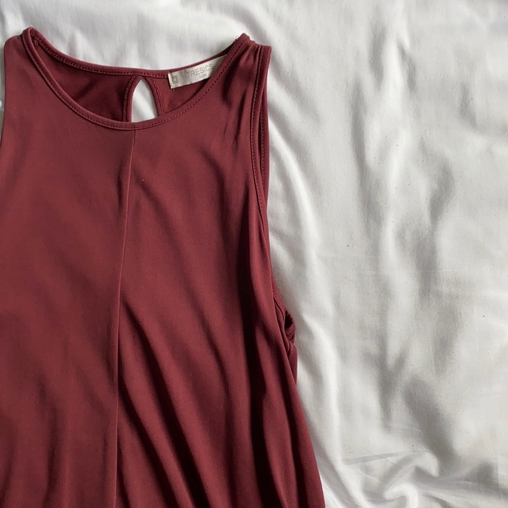 Maroon dress - Tresics luxe